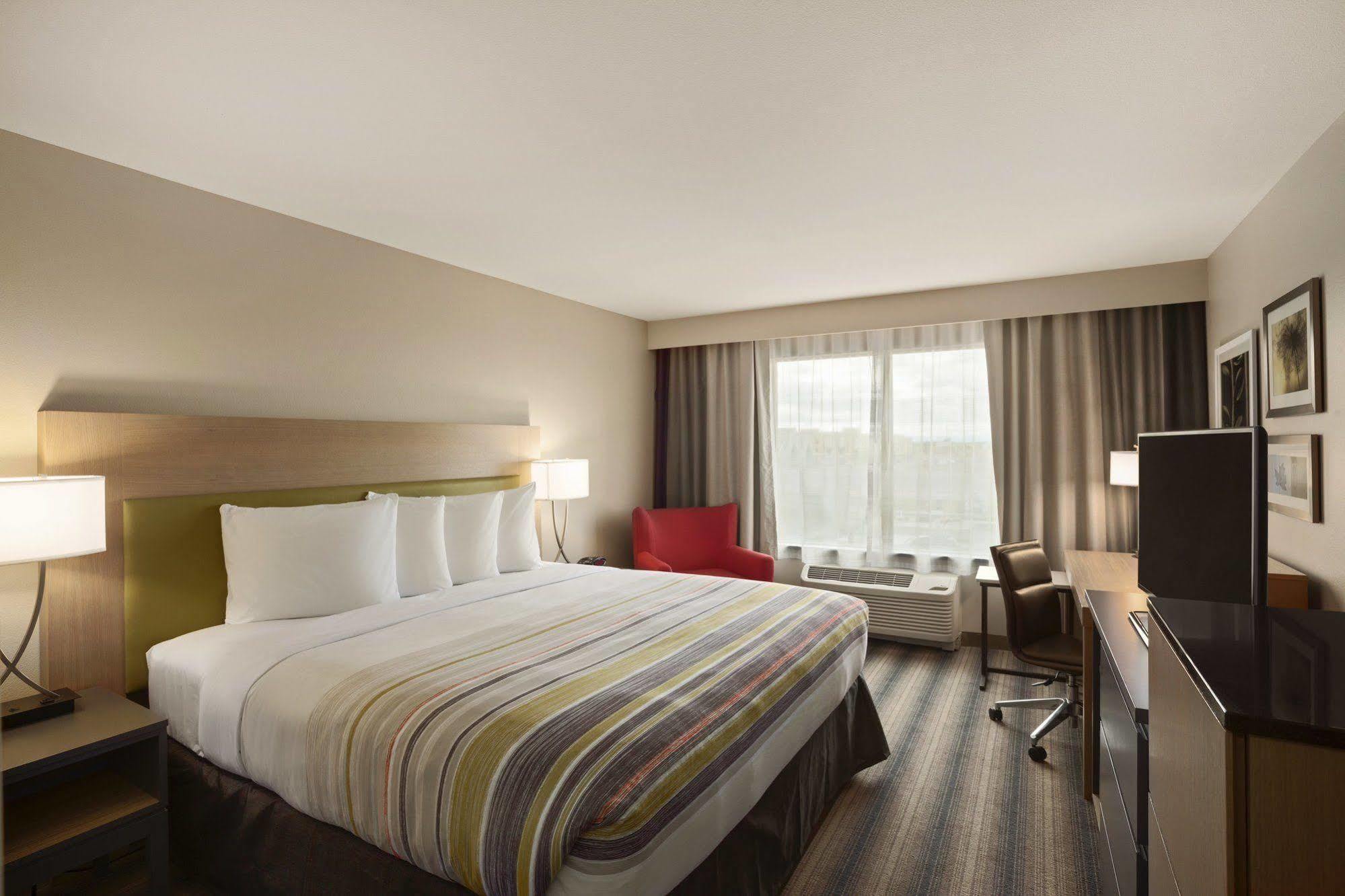 Country Inn & Suites By Radisson Bismarck Waterpark Esterno foto
